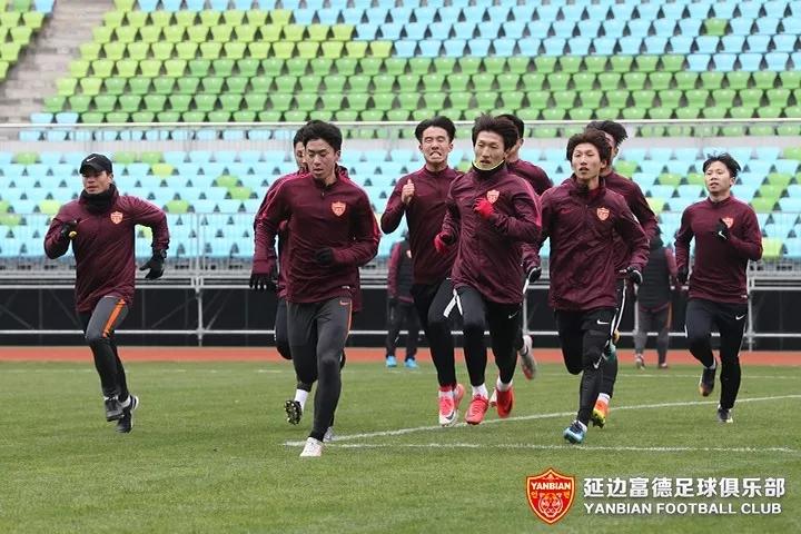 关于队内氛围融洽，团结一心争取连胜的信息