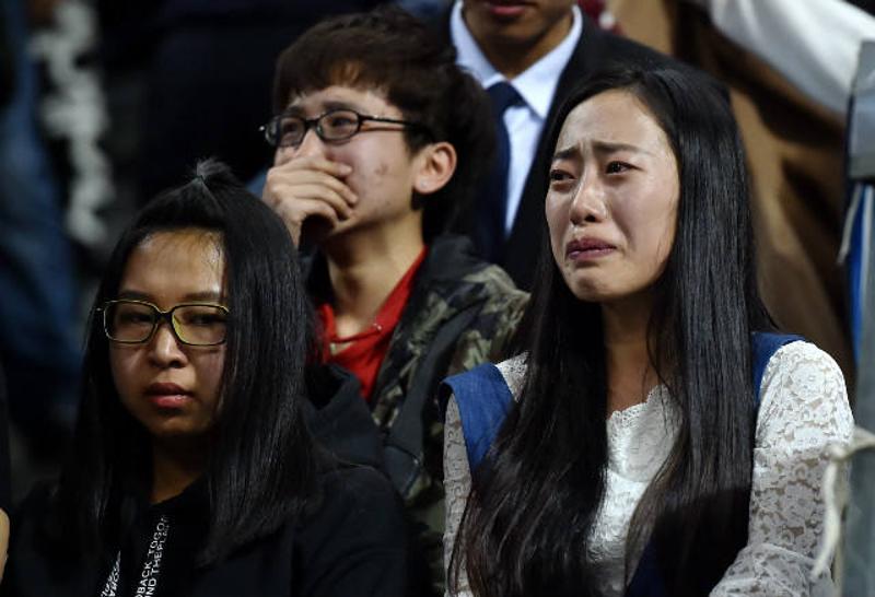 开云体育中国-包含不莱梅主场痛失三分，球迷怒斥裁判的词条