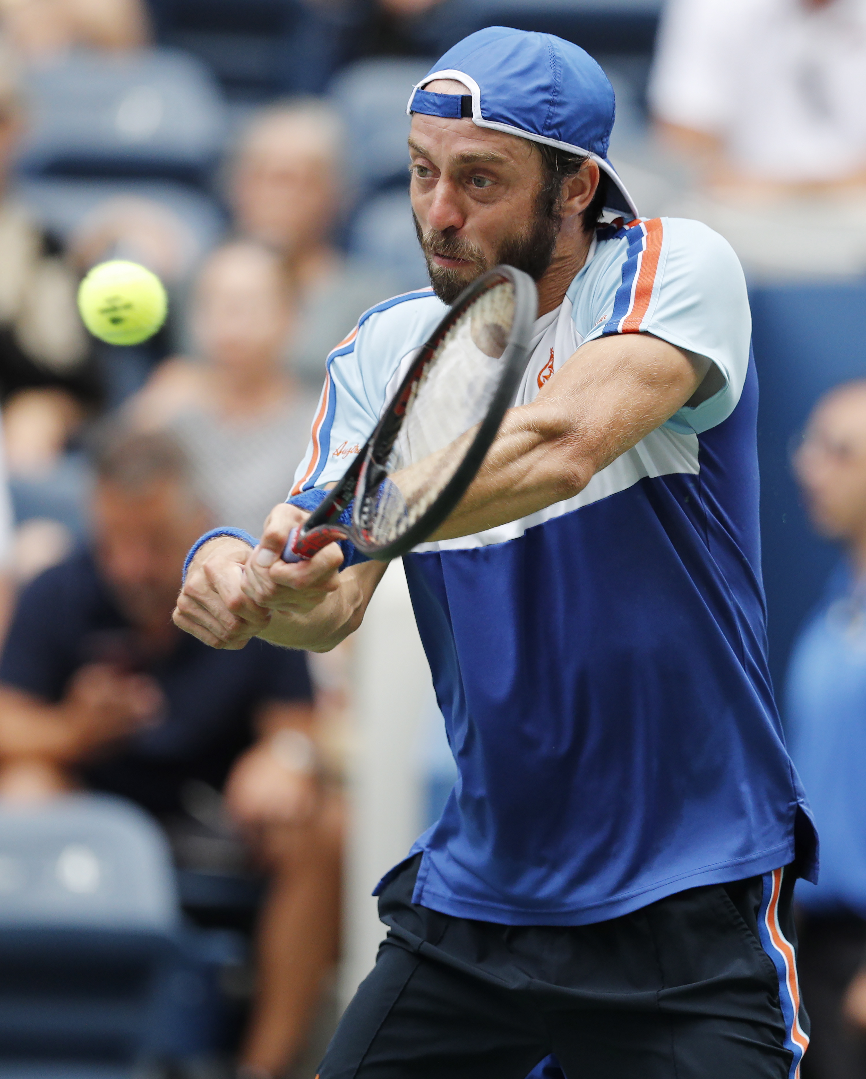 开云下载-包含欧洲网球队完胜法国网球队，瓦林卡惊艳世界的词条