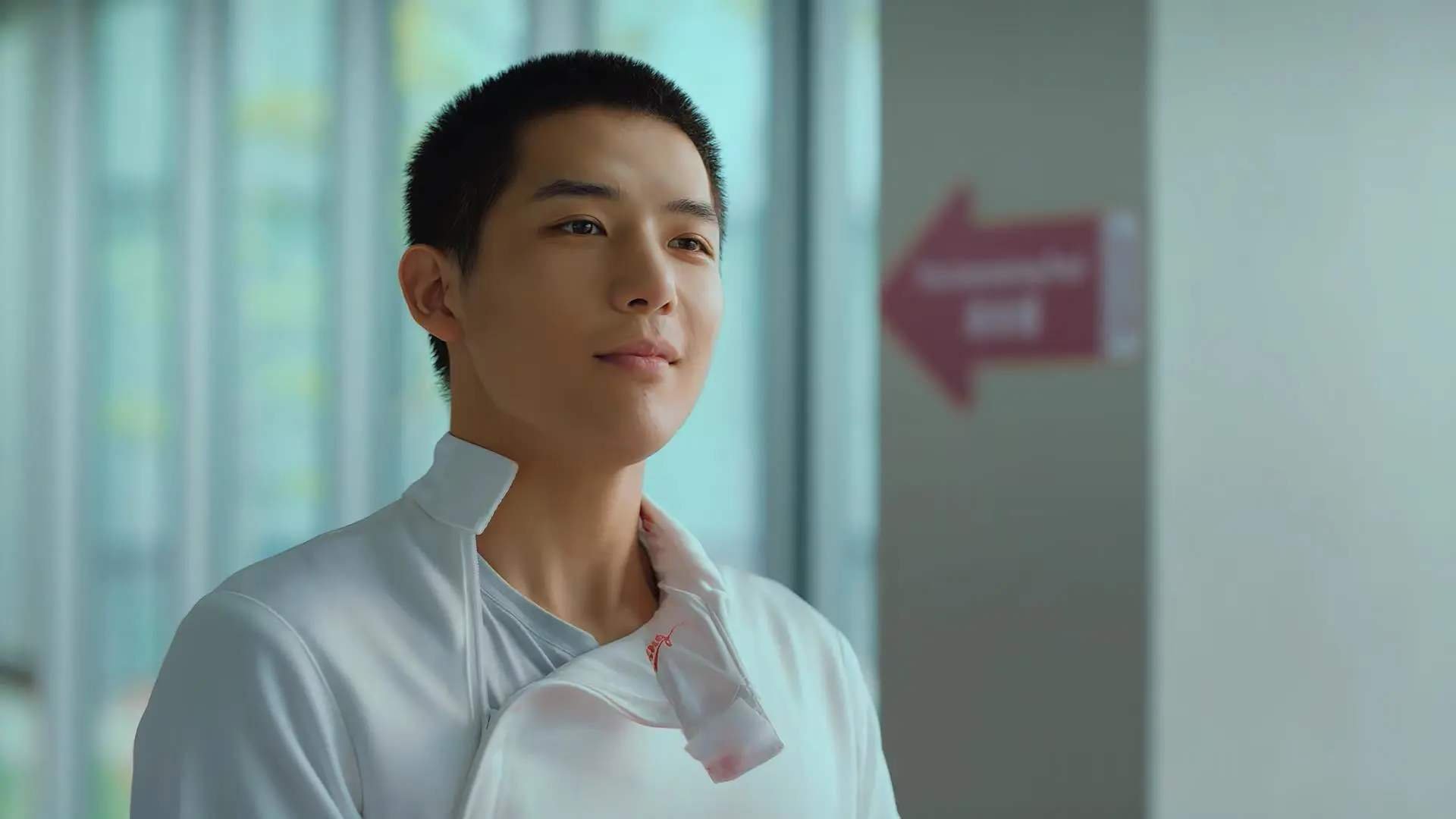 开云平台-黄蜂队横扫深圳队，库里关键先生力挽狂澜