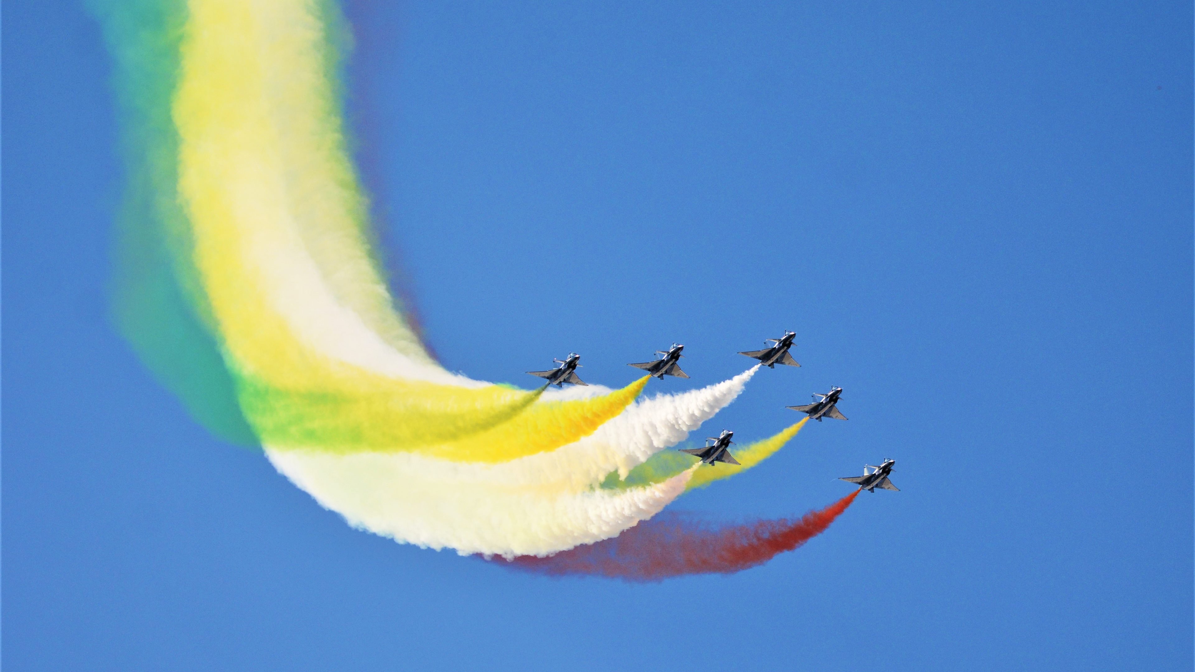 东决关键战之夜，濒临绝境的45分，布克在世界的质疑中完成自我证明